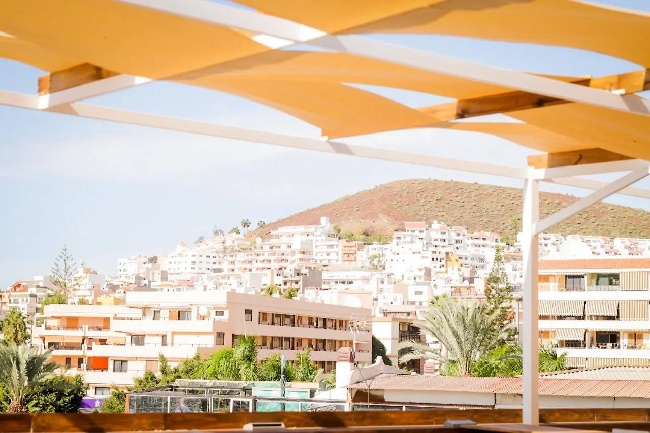 بيت شباب Ocean Nomads Coworking أرونا 0*,